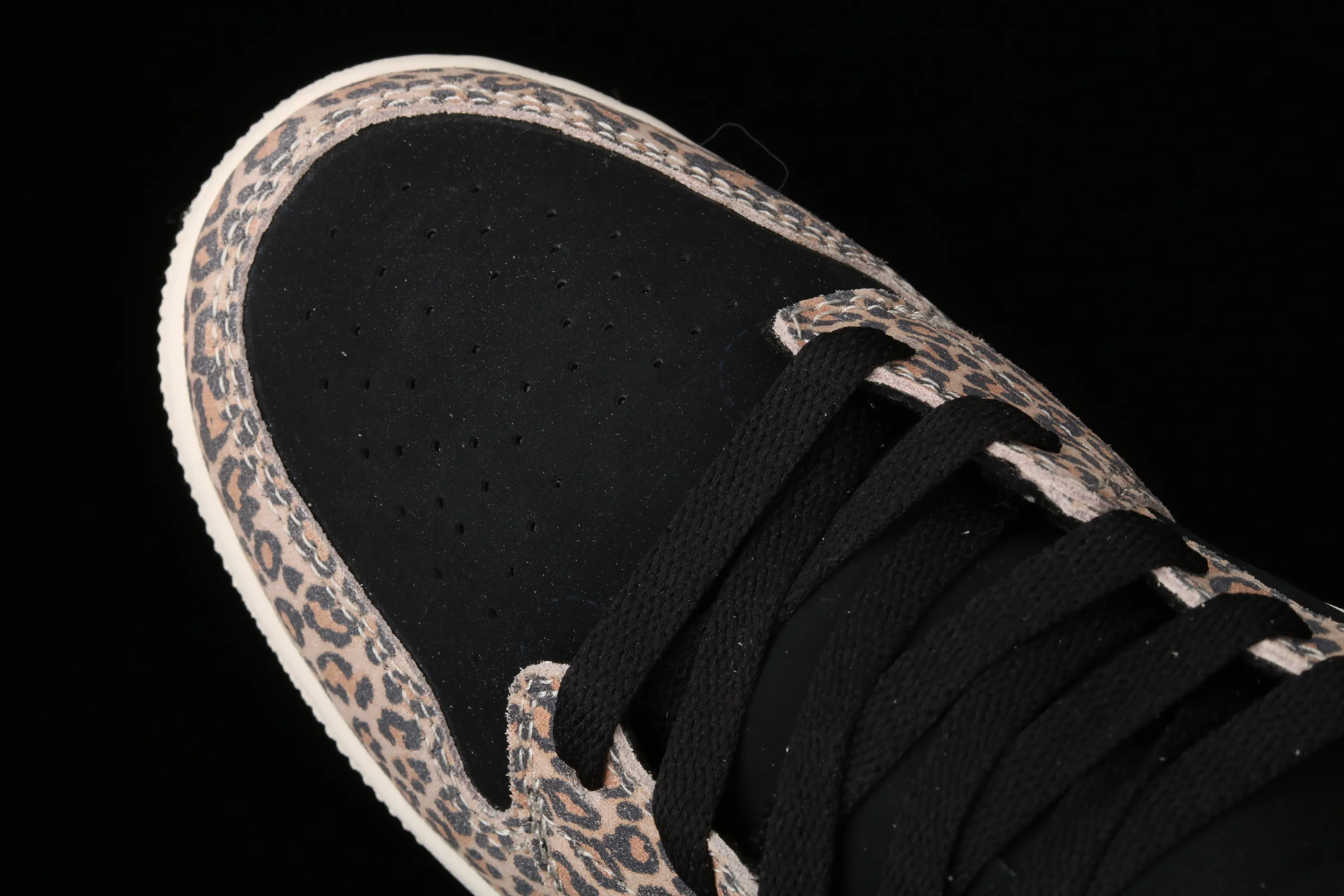 All categories Air Jordan Jordan series basketball shoes Air Jordan 1 Mid G version pure original Air Jordan 1 Mid GS AJ1 Joe 1 leopard print Chinese basketball shoes BQ6931-021
